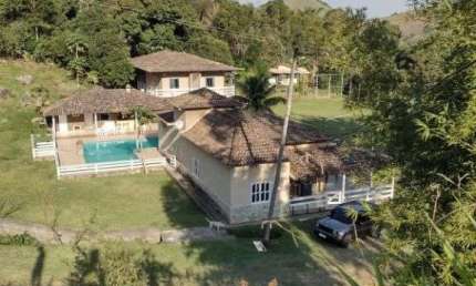 Sítio com 11 dormitórios à venda, 456000 m² por R$ 1.500.000,00 - Bicuda Grande - Macaé/RJ
