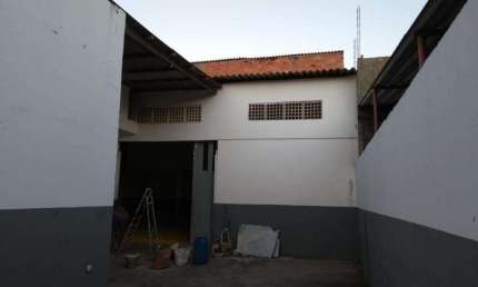 Galpão à venda, 240 m² por R$ 472.500,00 - Sol e Mar - Macaé/RJ