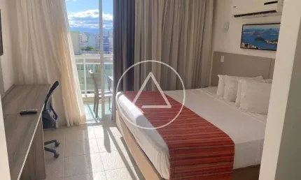 Flat mobiliado à venda em Imbetiba, Macaé – R$ 185.000 | Atlântica Imóveis
