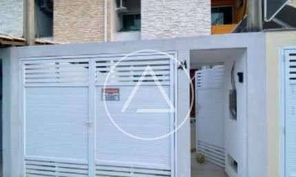 Casa à venda, 2 quartos, 1 vaga, Jardim Vitória - Macaé/RJ