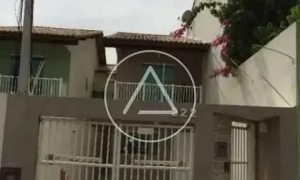 Atlântica Imóveis tem excelente casa espaçosa com 3 quartos, sendo 1 suíte – Conforto e praticidade para toda a família!
