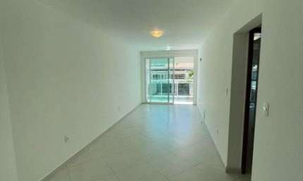 Apartamento com 2 quartos - Praia do Pecado - Macaé/RJ