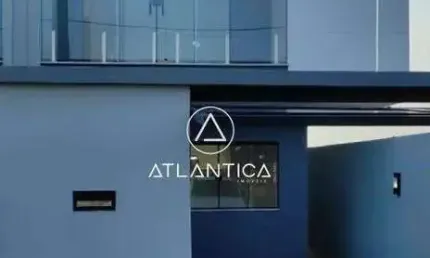 Atlântica Imóveis tem excelente casa com 149m² de área construída para venda na Lagoa - Macaé/RJ