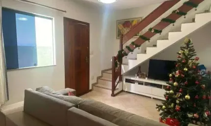 Atlântica Imóveis tem excelente casa à venda por R$ 350.000 - Novo Horizonte - Macaé/RJ.
