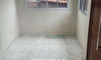 Casa à Venda de 107 m² na Vila Medeiros em Poá/SP: 02 dormitórios.