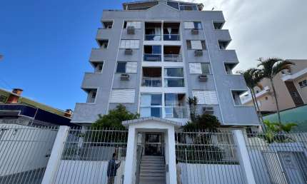 Apartamento com 3 dormitórios à venda, 91 m² por R$ 570.000,00 - Estreito - Florianópolis/SC