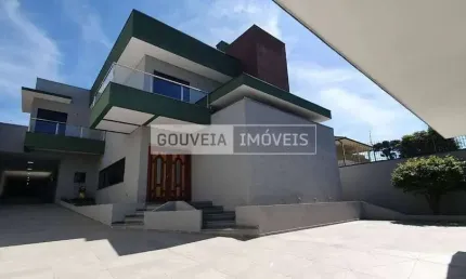 Casa com 4 Dormitórios, 3 Suítes, 520 m², à venda por R$ 2.590.000 - Aristocrata, São José dos Pinhais (PR)