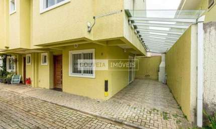 Sobrado Triplex com 3 Dormitórios, 1 Suíte, 105,81 m², aluguel de R$ 3.150 + Taxas - Uberaba, Curitiba (PR)