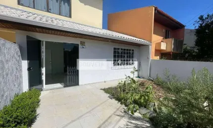 Sala com 40 m², aluguel de R$ 1.450 + Taxas - Uberaba, Curitiba (PR)