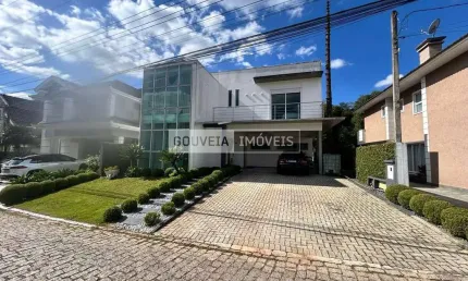 Casa com 5 Dormitórios, 1 Suíte, 471 m², à venda por R$ 2.870.000 - Umbará, Curitiba (PR)
