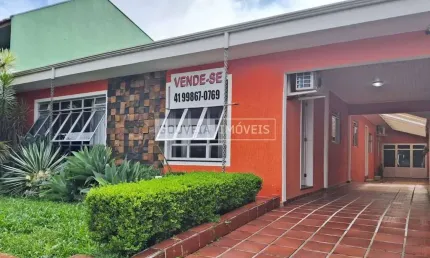 Casa com 4 Dormitórios, 2 Suíte, 215 m², à venda por R$ 960.000 - Boqueirão, Curitiba (PR)