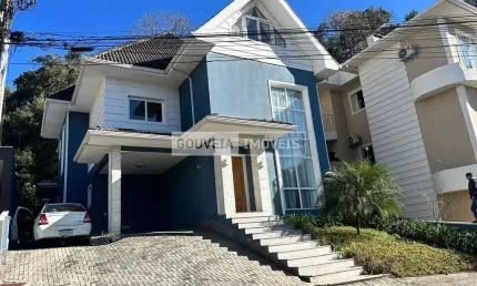 Casa 3 Dormitórios, 3 Suítes, 295 m², aluguel de R$ 8.500 + Taxas - Campo Comprido, Curitiba (PR)