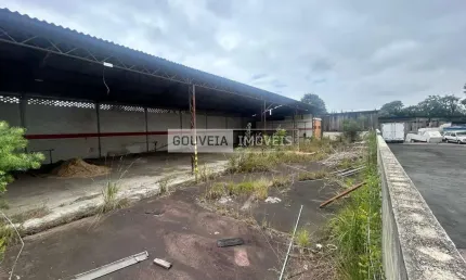 Barracão com 600 m², aluguel de R$ 10.000 + Taxas - Hauer, Curitiba (PR)