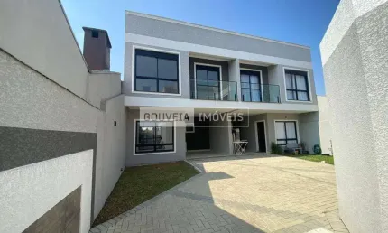 Sobrado 3 Dormitórios, 1 Suíte, 100 m², à venda por R$ 579.900 - Pinheirinho, Curitiba (PR)