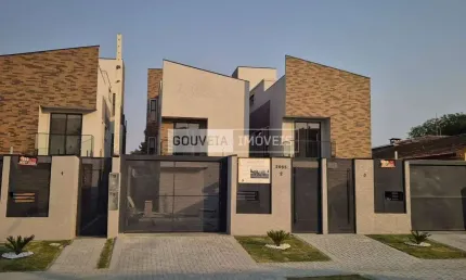 Sobrado 3 Dormitórios, 1 Suíte, 202 m², à venda por R$ 1.190.000 - Boqueirão, Curitiba (PR)