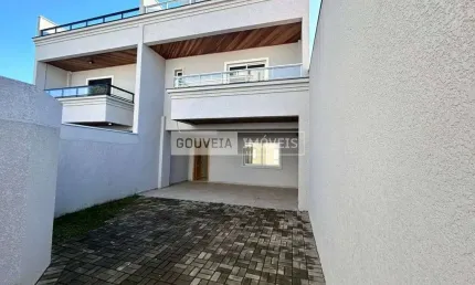 Sobrado 3 Dormitórios, 1 Suíte, 186 m², à venda por R$ 940.000 - Portão, Curitiba (PR)