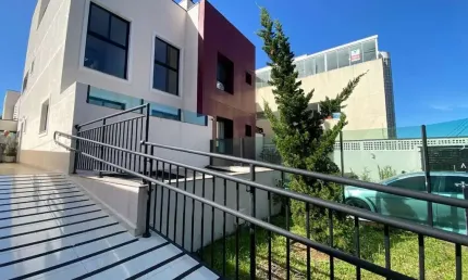 Apartamento Garden 2 Dormitórios, 36 m², à venda por R$ 385.332,48 - Campo Comprido, Curitiba (PR)