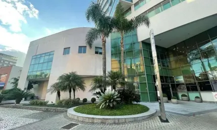 Três Vagas de Garagem, cada unidade à venda por R$ 58.000 - Batel, Curitiba (PR)