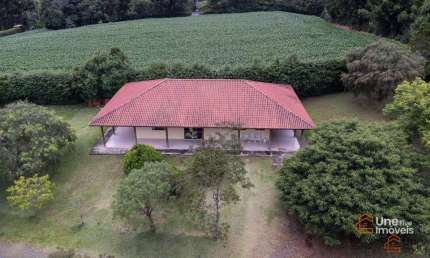 Chácara com 3 dormitórios à venda, 4 m² por R$ 1.099.000,00 - Fazendinha - Campo Largo/PR