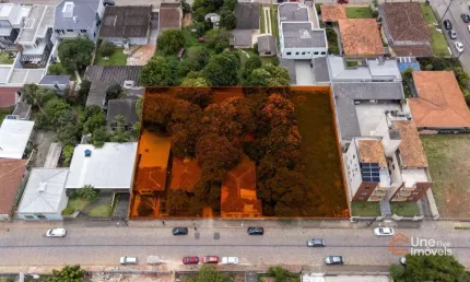 Excelente Terreno à Venda - Localização Privilegiada!