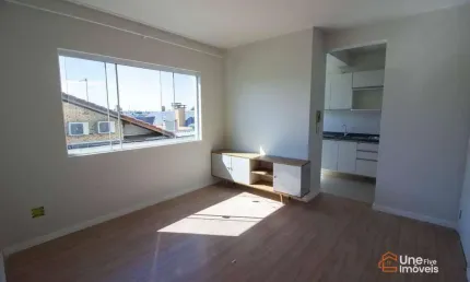 Apartamento com 2 dormitórios à venda, 68 m² por R$ 270.000,00 - Centro - Campo Largo/PR