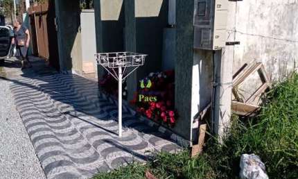 Casa com 3 quartos à venda no Pontal do Sul, Pontal do Paraná , 93 m2 por R$ 250.000