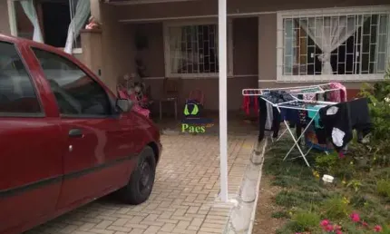 Casa em condomínio fechado com 2 quartos à venda no Loteamento Itaboa, Campo Largo  por R$ 270.000