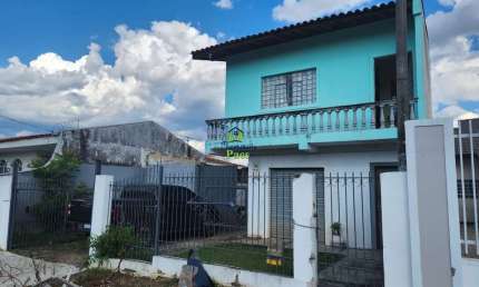 Casa com 2 quartos à venda no Cajuru, Curitiba  por R$ 780.000