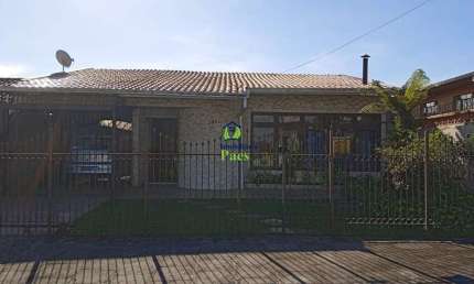 Casa com 4 quartos à venda no Barreirinha, Curitiba  por R$ 750.000