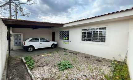 Casa com 2 quartos à venda no Cajuru, Curitiba  por R$ 750.000