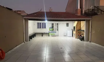 Casa com 2 quartos à venda no Uberaba, Curitiba  por R$ 250.000