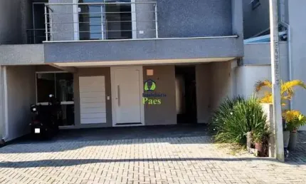 Casa com 4 quartos à venda no Pinheirinho, Curitiba  por R$ 1.390.000