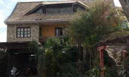 Casa com 5 quartos à venda em Weissópolis, Pinhais  por R$ 750.000