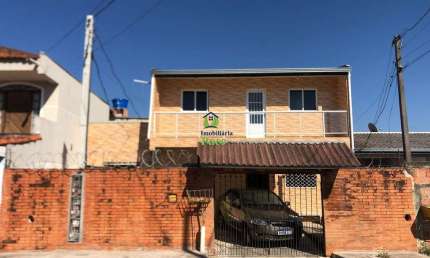 Casa com 3 quartos para alugar no Cajuru, Curitiba  por R$ 2.300