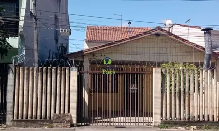 Casa com 2 quartos à venda no Cajuru, Curitiba  por R$ 402.800