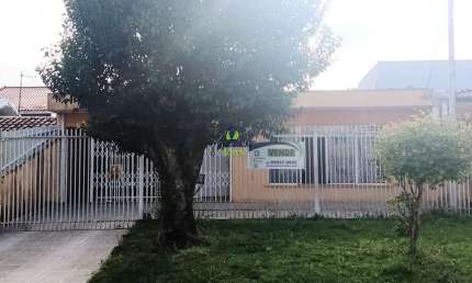 Casa com 3 quartos à venda no Cajuru, Curitiba  por R$ 690.000