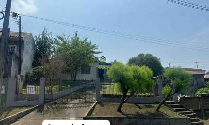 Casa com 3 quartos para alugar no Olarias, Ponta Grossa  por R$ 1.300