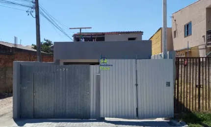 Casa com 4 quartos à venda no Cajuru, Curitiba  por R$ 202.000