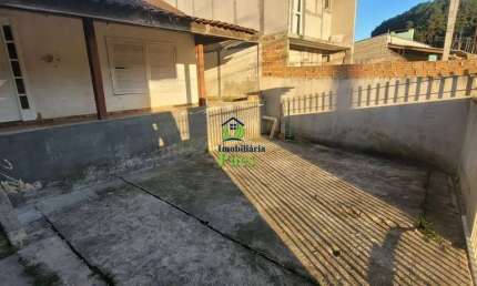 Casa com 3 quartos à venda na Vila Alto Pinheiros, Almirante Tamandaré  por R$ 290.000