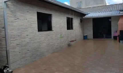 Casa com 2 quartos à venda no Jardim Cláudia, Pinhais  por R$ 230.000