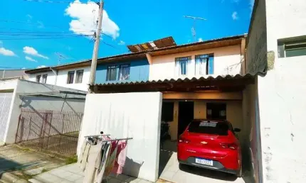 Casa com 3 quartos à venda no Cajuru, Curitiba  por R$ 320.000