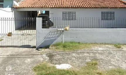 Casa com 2 quartos à venda no Capão da Imbuia, Curitiba  por R$ 430.000