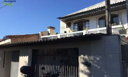 Casa com 3 quartos à venda no Cajuru, Curitiba  por R$ 265.000