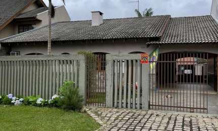 Casa com 6 quartos à venda no Cajuru, Curitiba  por R$ 1.450.000