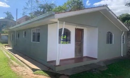 Casa com 3 quartos à venda na Vila Gilcy, Campo Largo  por R$ 310.000
