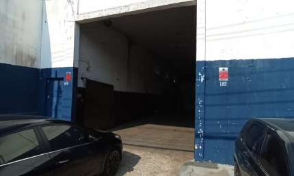 Aluga-se Galpão 280m² em Cumbica - Ao lado da Dutra Trifásico