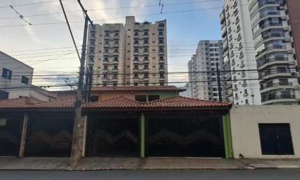Casa com 3 quartos para alugar na Vila Galvão, Guarulhos 