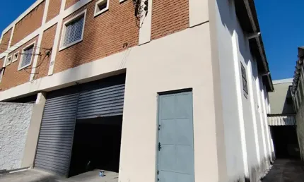 Aluga-se Galpao 250m² na Tranquilidade - em frente ao shopping internacional