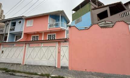 Oportunidade Sobrado 3 dormitórios 1 suíte na Vila Rosália