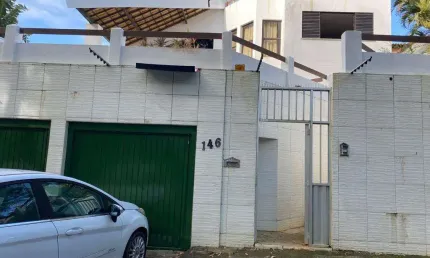 Casa para Venda em Salvador, ITAIGARA, 5 dormitórios, 3 suítes, 3 banheiros, 3 vagas